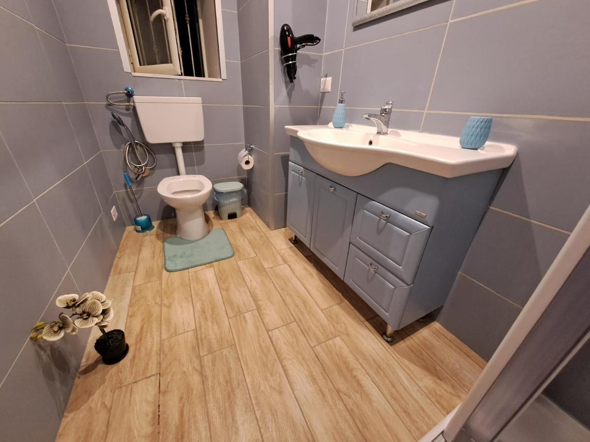Aircraft Services Guest house Naples