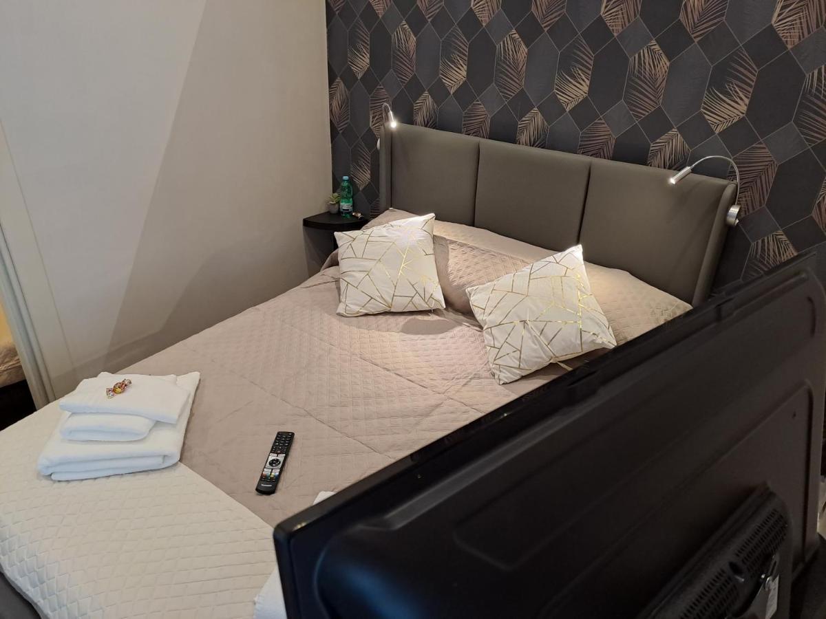 Aircraft Services Guest house