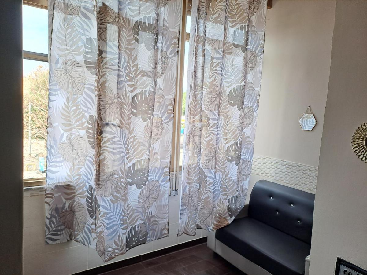 Aircraft Services Guest house *